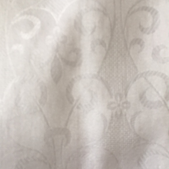 Blouse - Picture 2 of 5